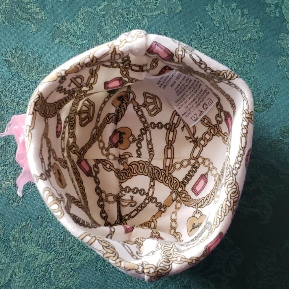 JUICY COUTOURE baby beeney 6-9 M.